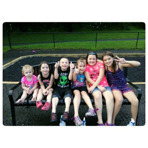 ❤ABOUT MY CLOSET❤ - Picture 2 of 4